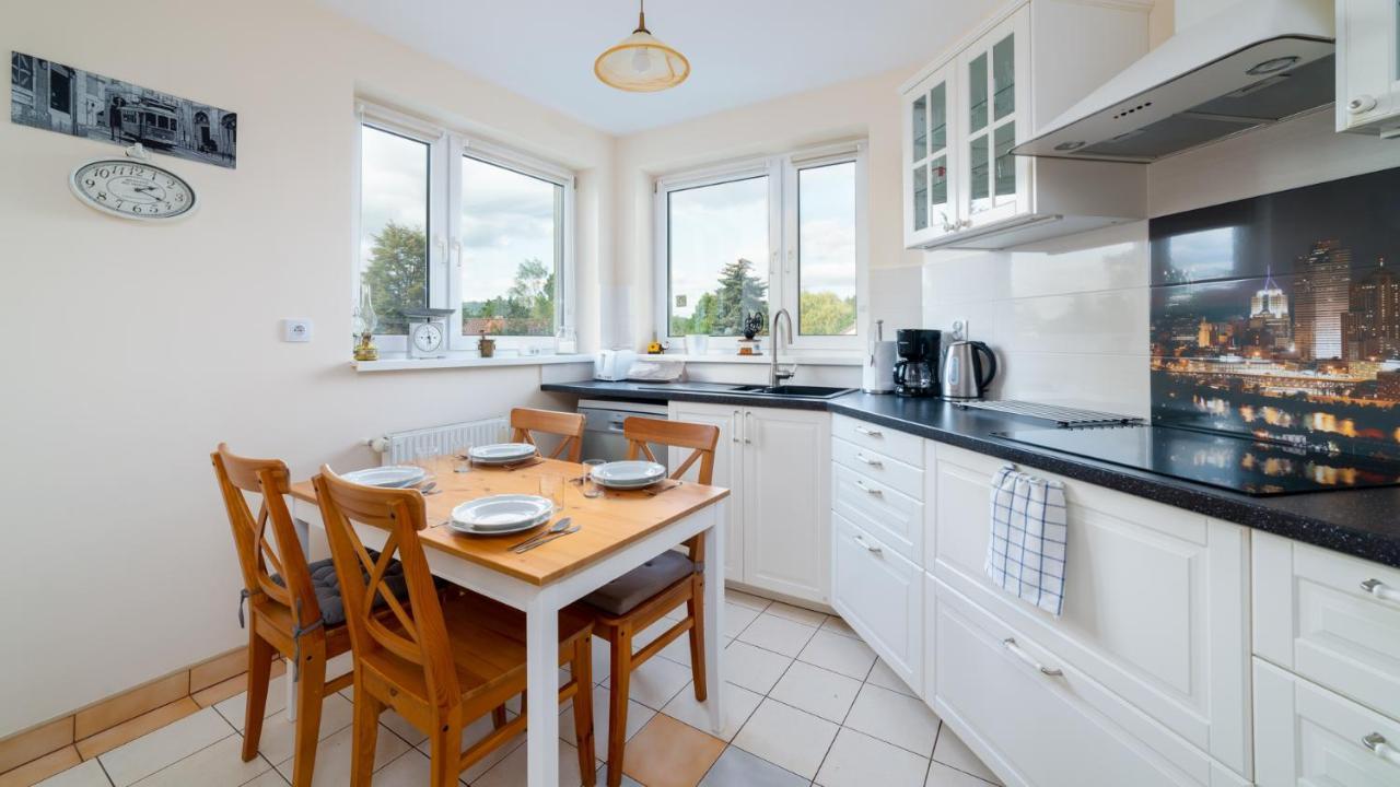 Apartamenty Everysky - Sobieszowska 28C イェレニャ・グーラ エクステリア 写真